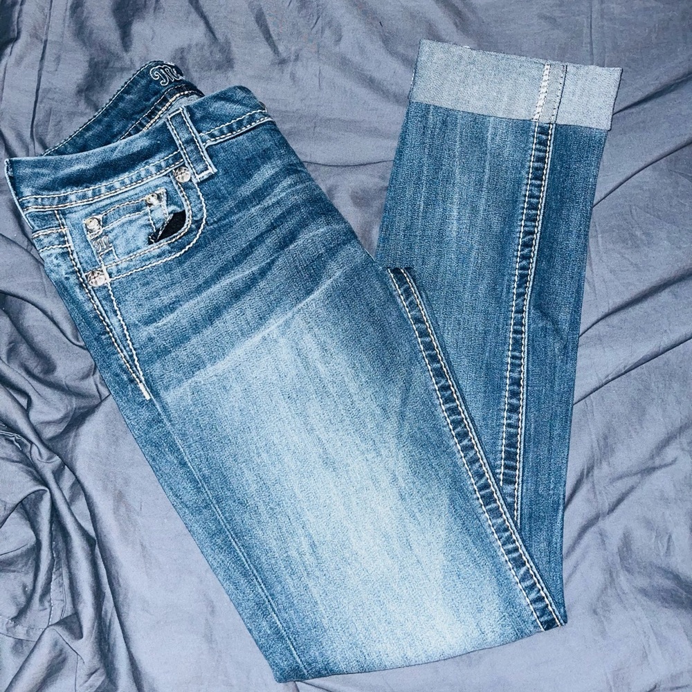 Size 7/28 Miss Me Jeans